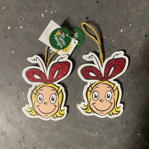 The Grinch Wooden Ornaments Cindy lou BRAND NEW